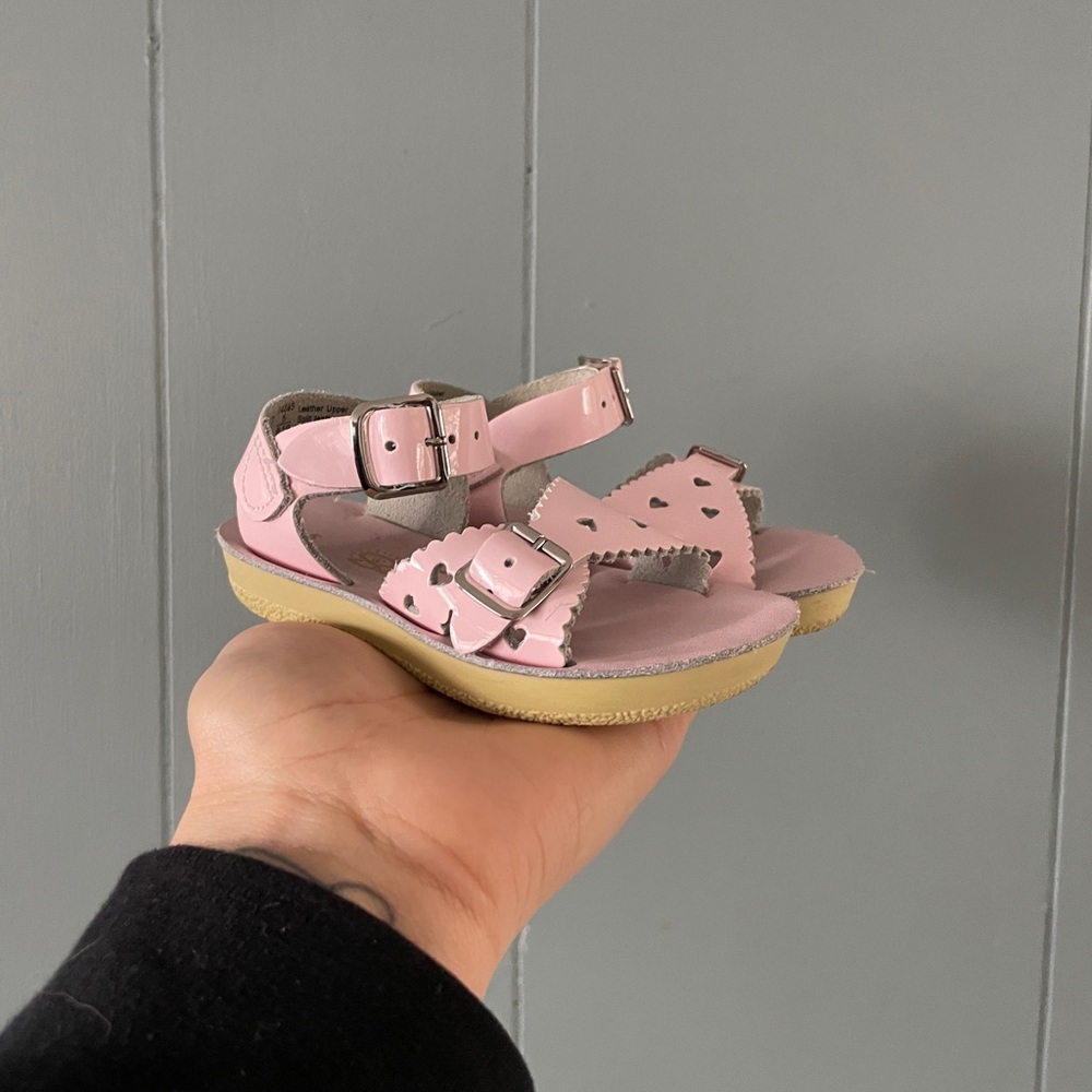 Charming Pink Kids Sandals with Buckle Closure
